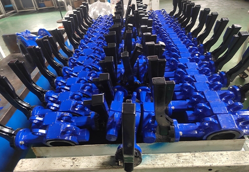 般德蝶閥、過(guò)濾器、止回閥等出口意大利